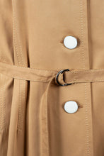 Cargar imagen en el visor de la galería, Renaissance Memories Beige Trench Coat