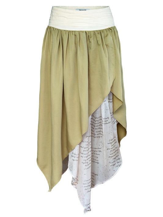 WAYT Solo Act katmanlı asimetrik etek, yağ yeşili şifon kumaştan — dekupe ürün görseli